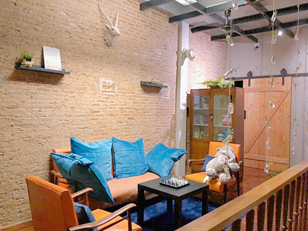 Meemaw'S House Hostel Bangkok Buitenkant foto